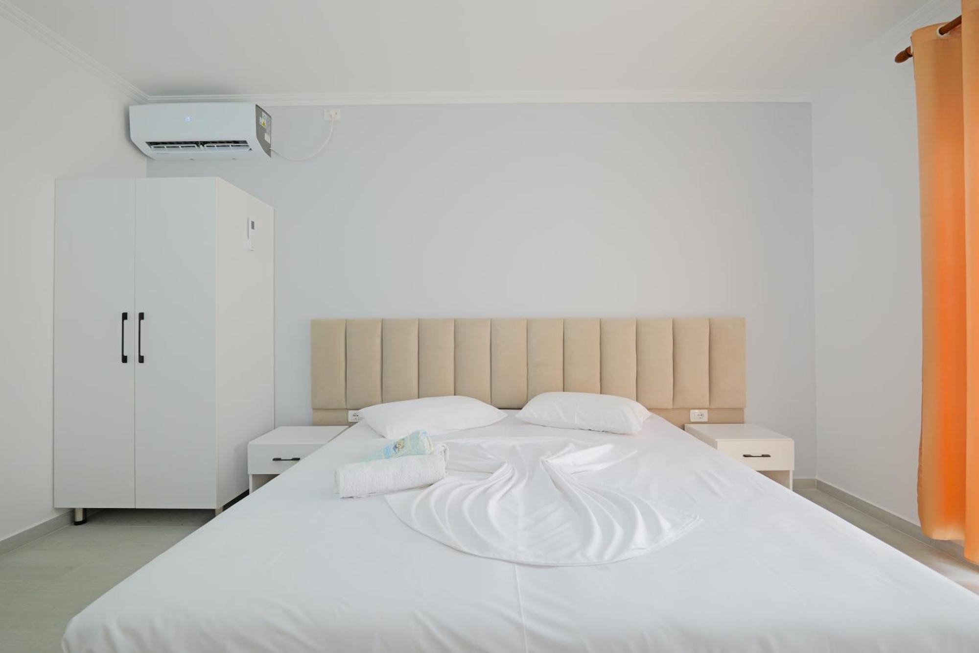 Vila Marina Apartments ساراندا المظهر الخارجي الصورة